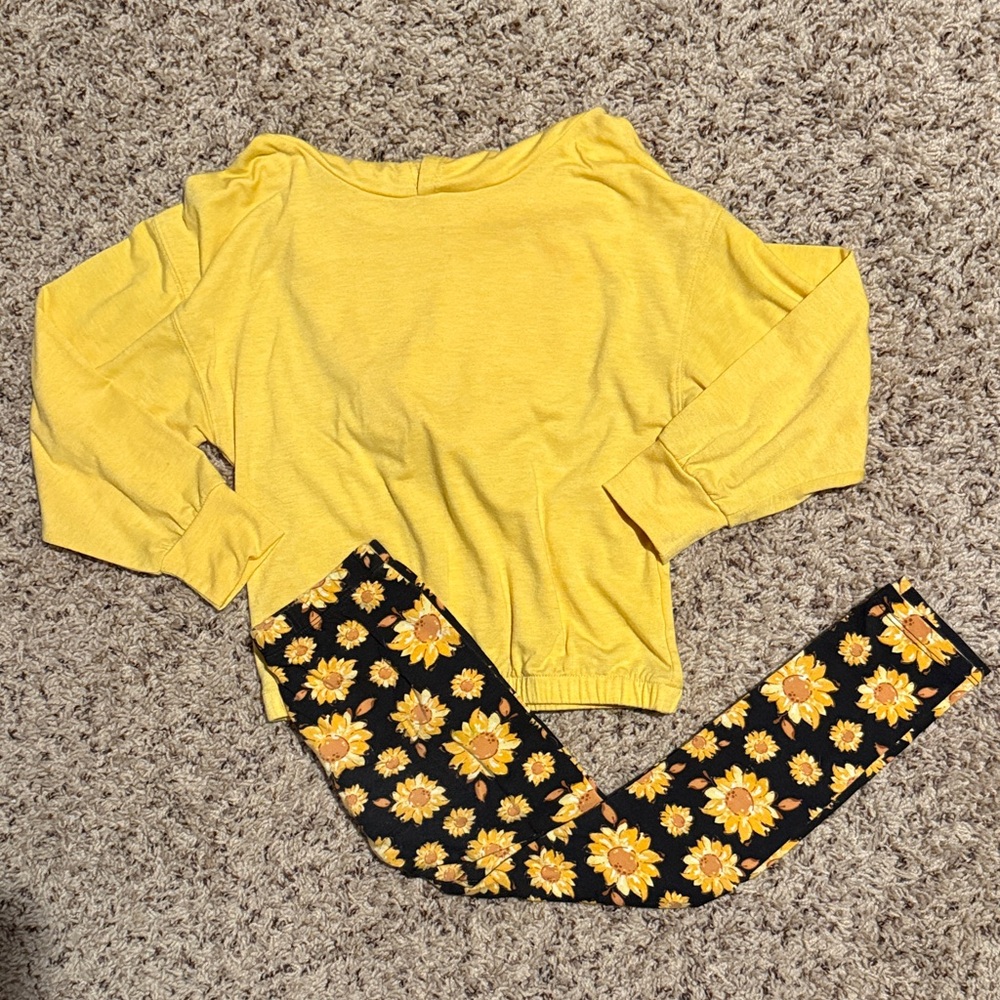Girls size 130 (8) hoodie & children’s place size 7/8 leggings matching set - Picture 1 of 4